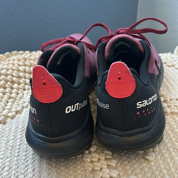 Salomon OutPulse Gore-Tex Waterproof Running Hiking Shoes, 9.5 Purple 
Preowned - Picture 10 of 12